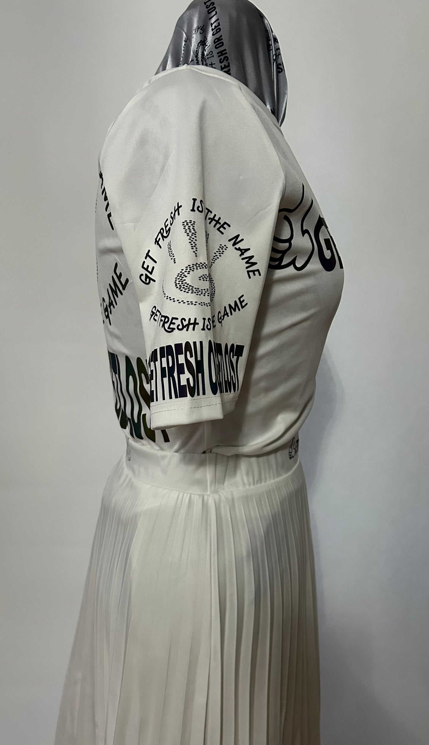 White On White GET FRESH OR GET LOST Two-Piece Reflector