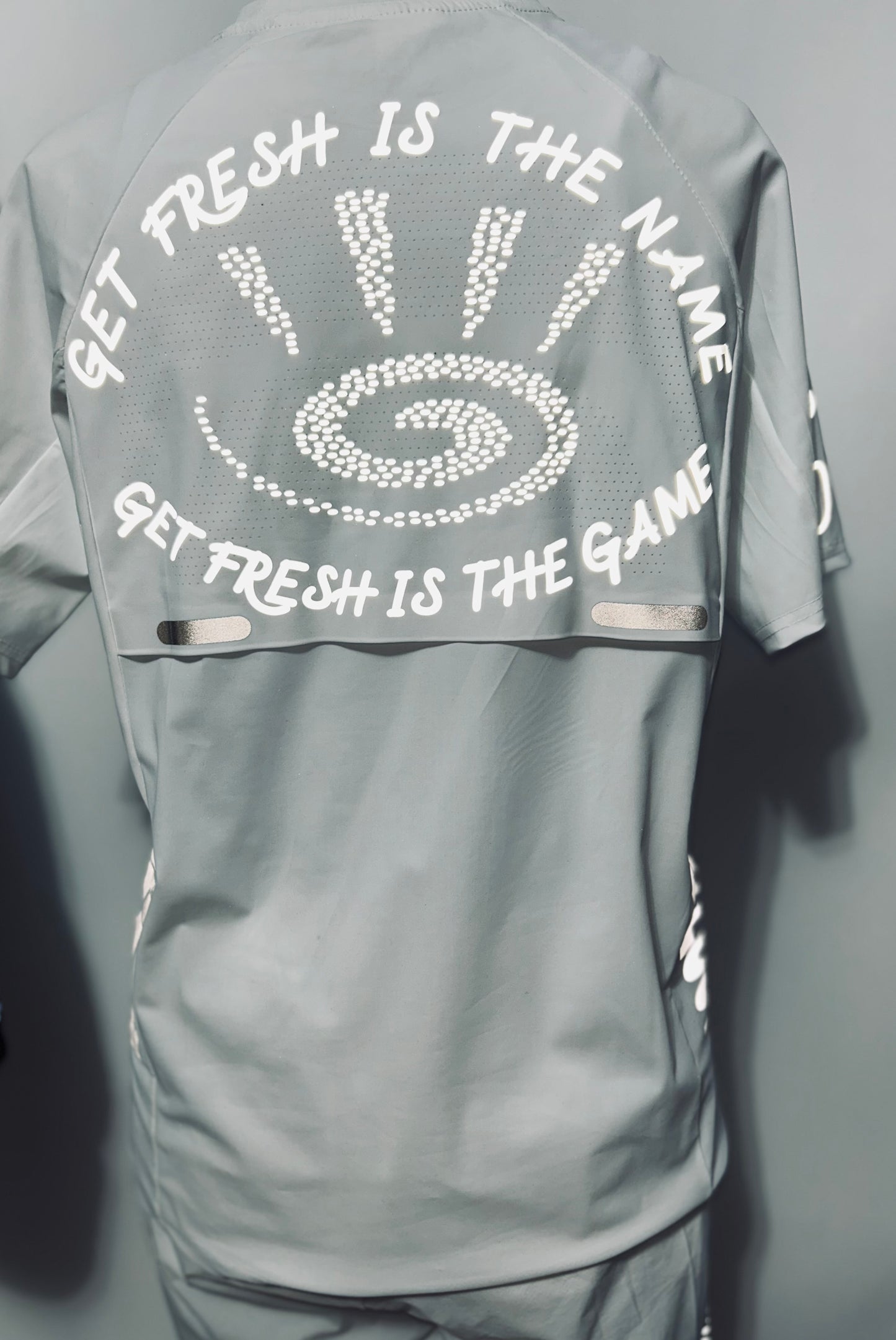 GET FRESH OR GET LOST Colored Reflector Two-Piece Set