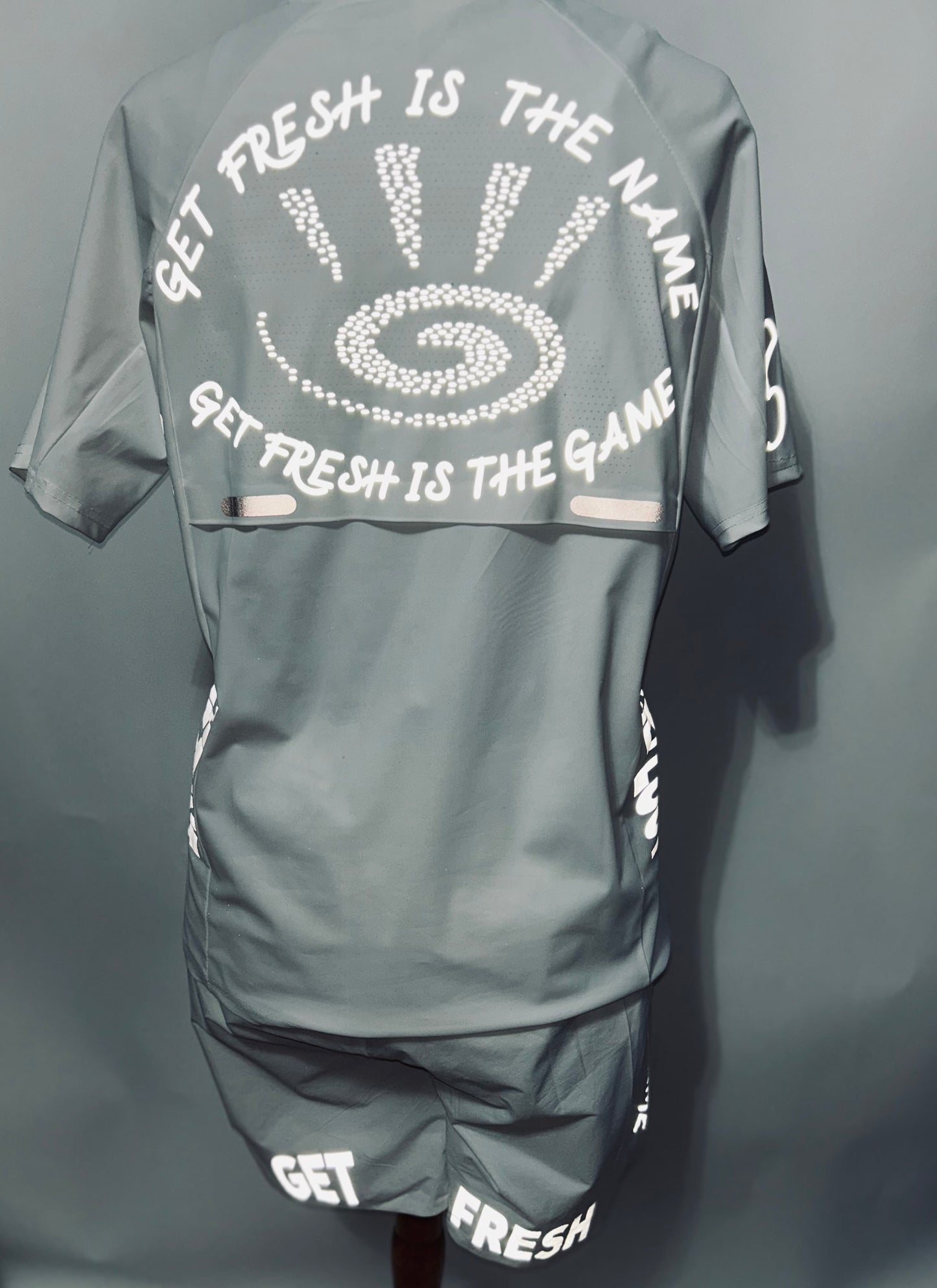 GET FRESH OR GET LOST Colored Reflector Two-Piece Set